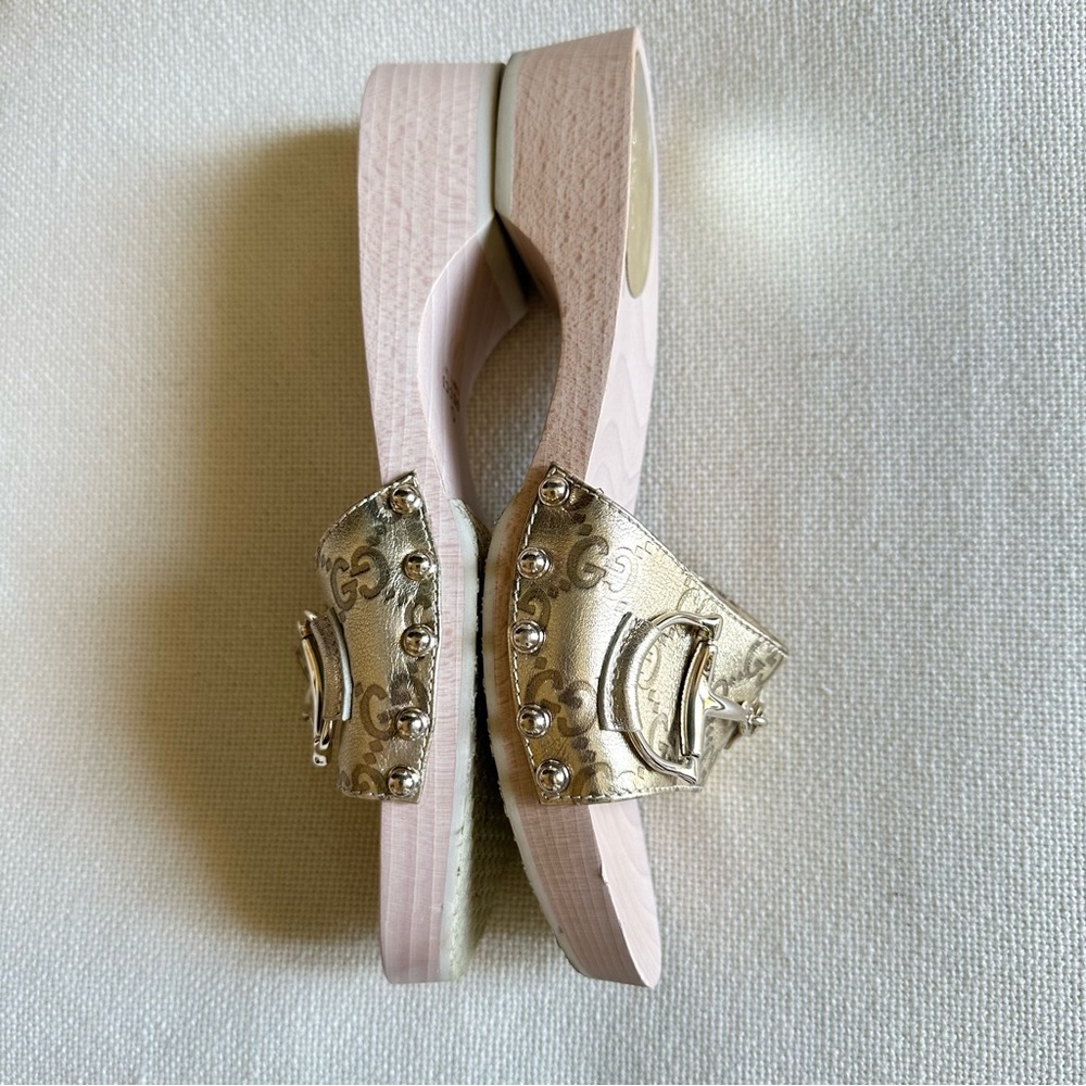 GUCCI Metallic Gold Horsebit Mules🌸 - Picture 5 of 6